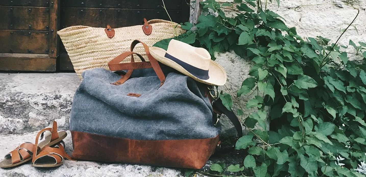 CARRIERS - Small World Goods