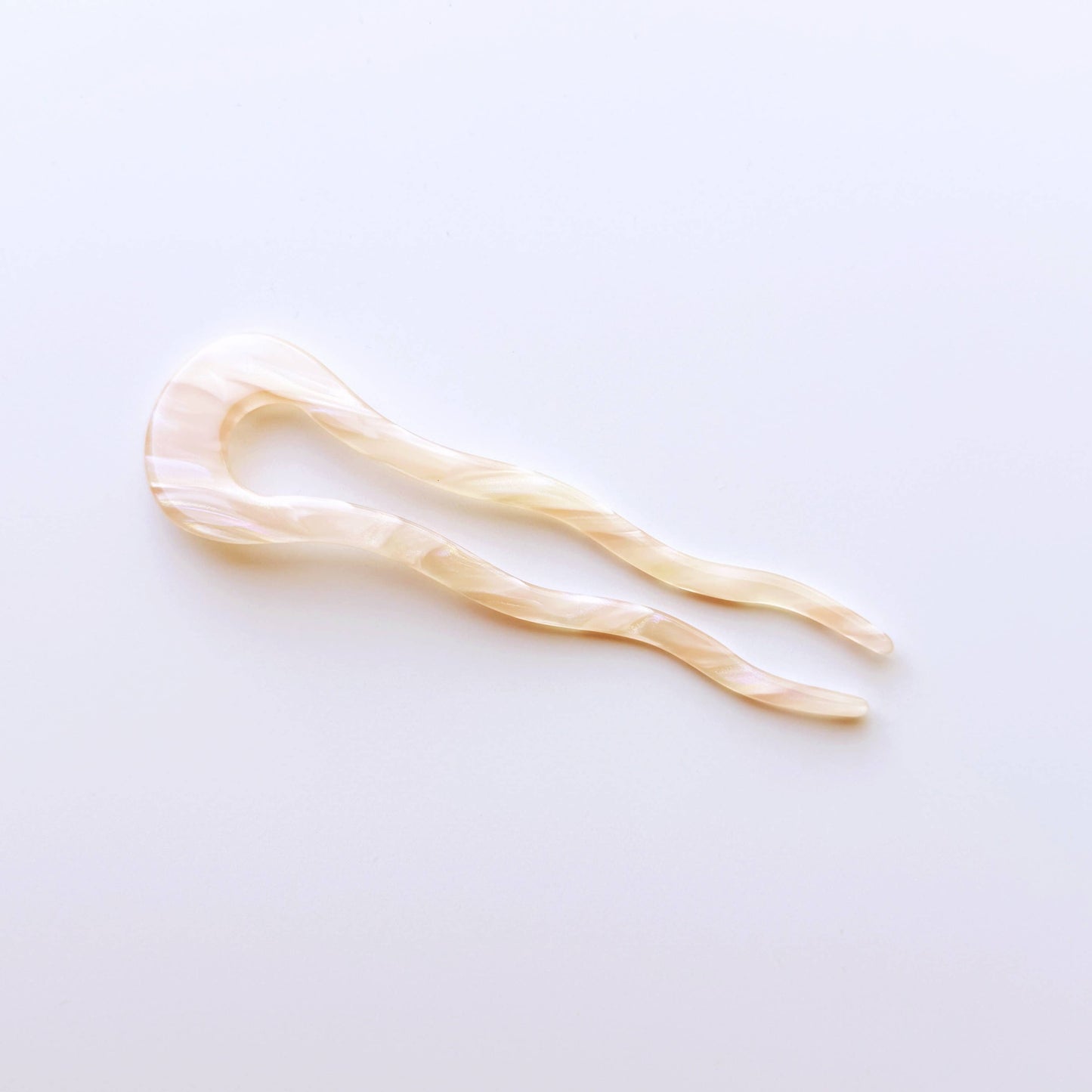 Wavy French Pin