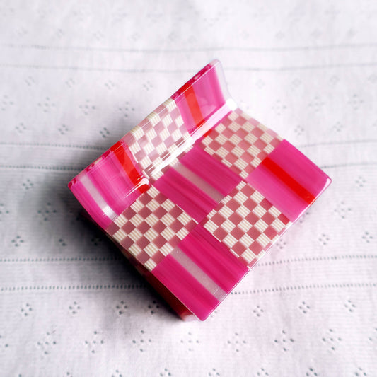 Magenta Nine Patch Claw (M)
