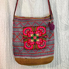 Load image into Gallery viewer, Hmong Bucket Bag