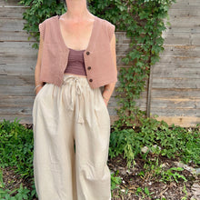 Load image into Gallery viewer, Reversible Aarti Top/Vest, pink clay *botanical dye