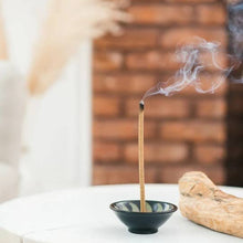 Load image into Gallery viewer, Palo Santo Hand-Rolled Incense Sticks