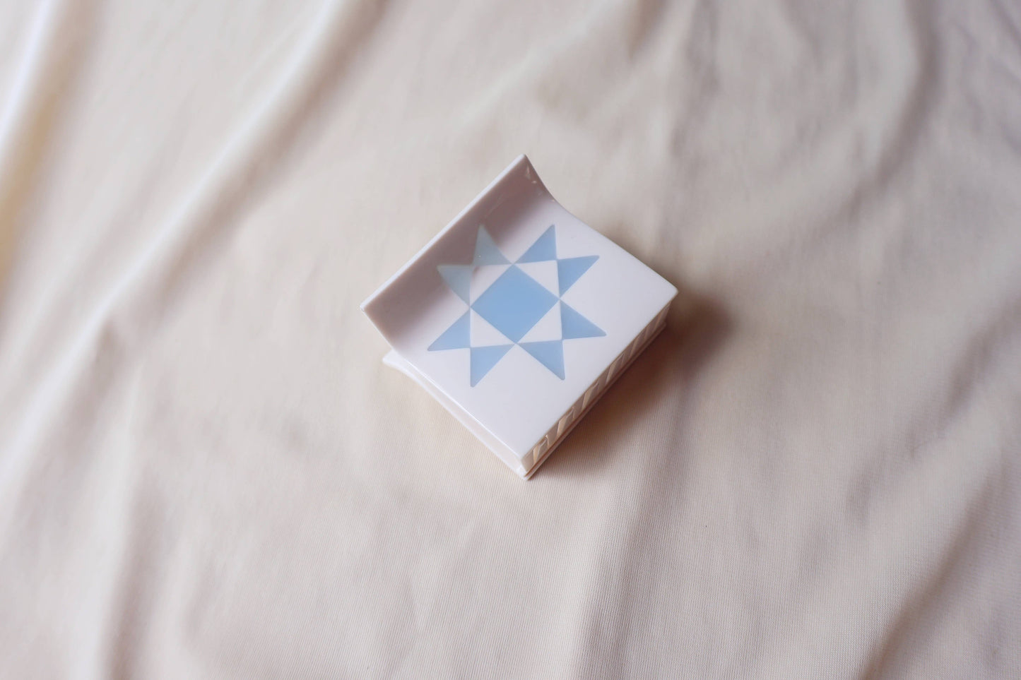 Faded Denim Quilt Claw (S)