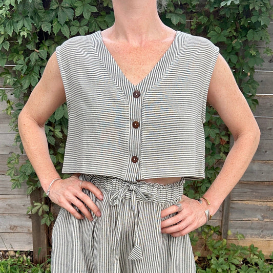 Aarti Reversible Top/Vest, black & white pin stripes
