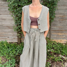 Load image into Gallery viewer, Aarti Reversible Top/Vest, black &amp; white pin stripes