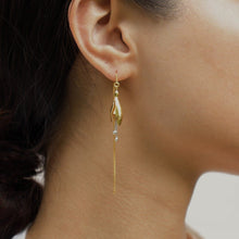 Load image into Gallery viewer, Flower Threader Earrings - Small World Goods