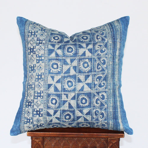 Hmong Indigo Pillowcase, Duab - Small World Goods