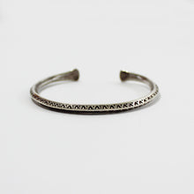 Load image into Gallery viewer, Peaked Hill Tribe Bracelet - Small World Goods