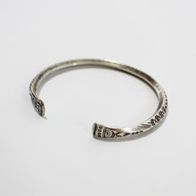 Load image into Gallery viewer, Peaked Hill Tribe Bracelet - Small World Goods