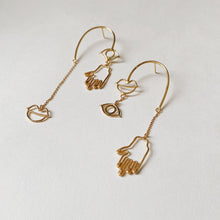 Load image into Gallery viewer, Picasso Drop Earrings - Small World Goods