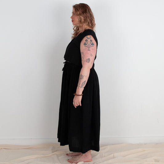 Padmasana Skirt/Dress, black