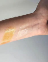 Load image into Gallery viewer, Natural Illuminator Glam Stick