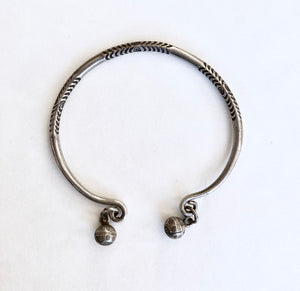Delicate Silver Ball Bracelet